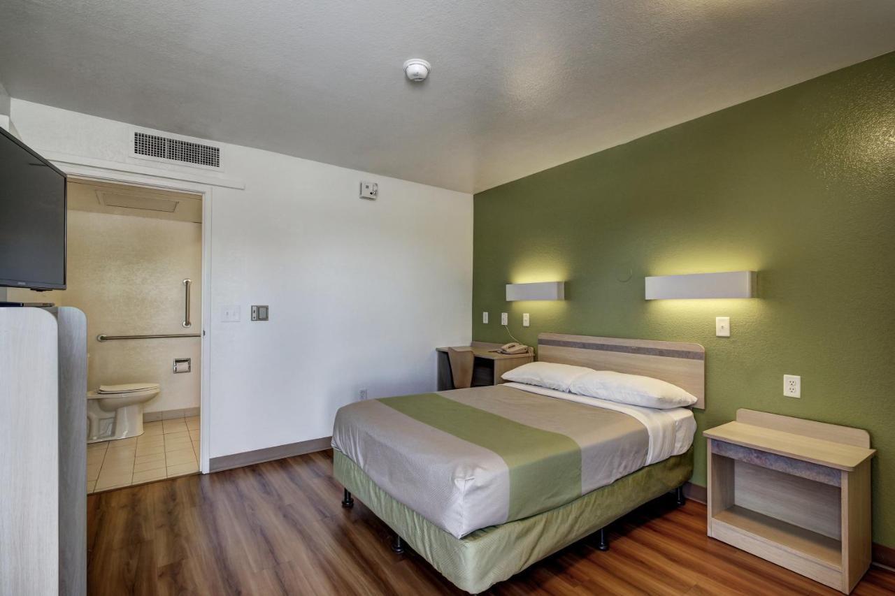 Econo Lodge Midvale Room photo